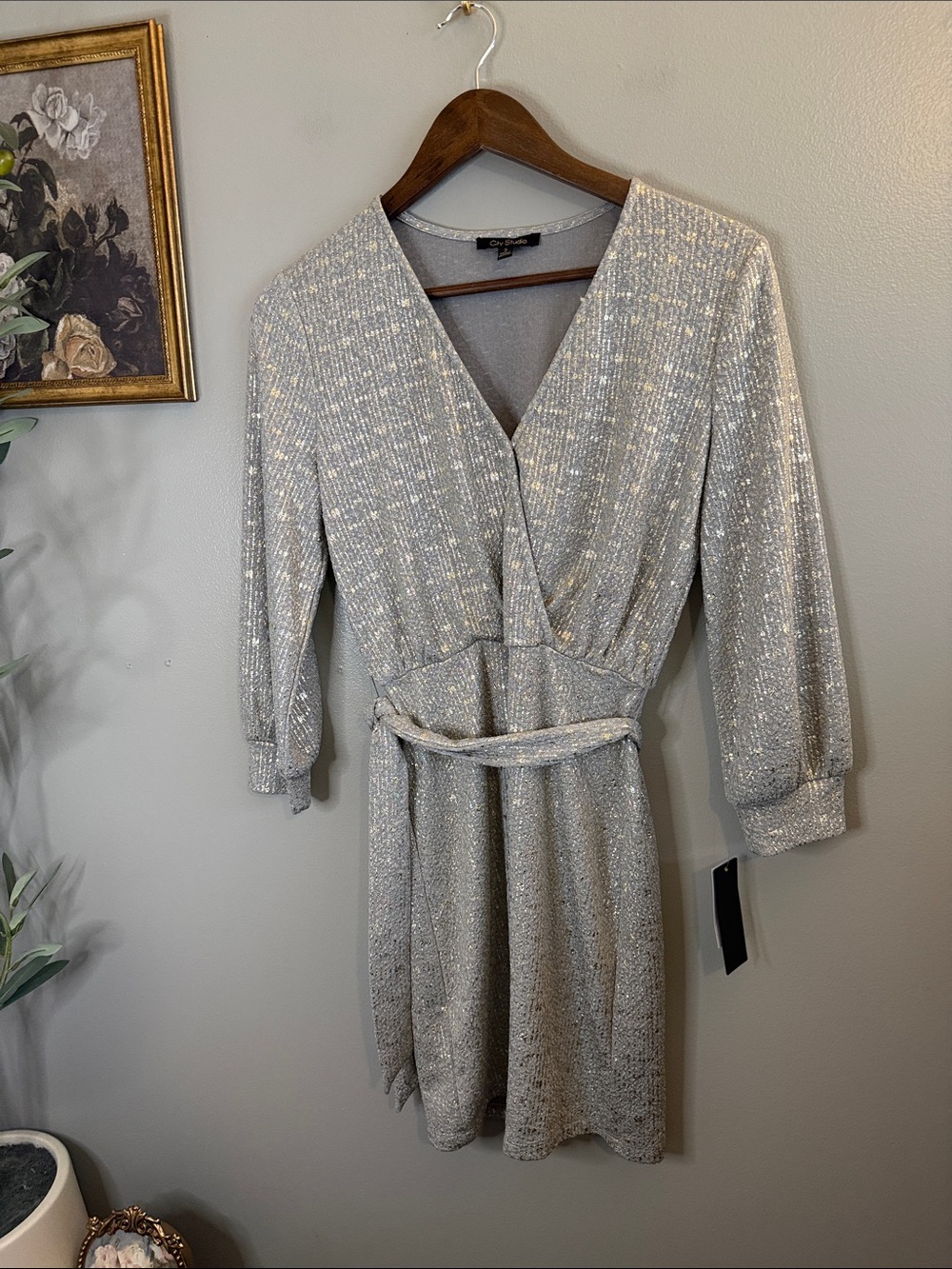 City Studio Silver Gold Metallic Sparkle Belted Mini Dress Size 3 - Picture 7 of 8